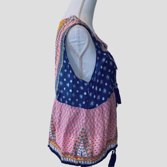 PATRONS OF PEACE PAISLEY PATCHWORK SHORT SLEEVE TUNIC TANK WITH TUSSLES - Picture 4 of 9